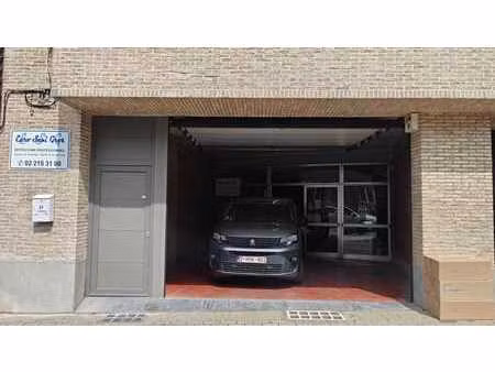 entrepôt + bureaux à louer