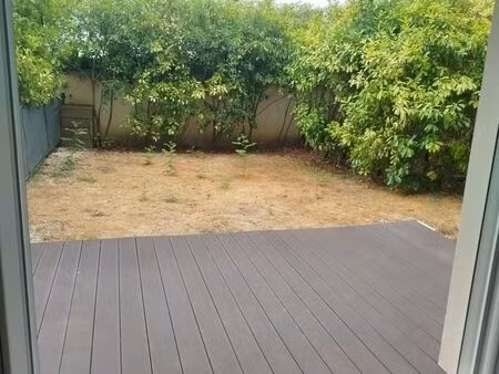 f2 de 41 63 m²