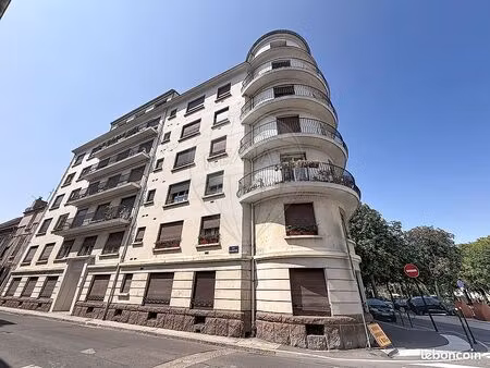 appartement 4 pièces 99 m²