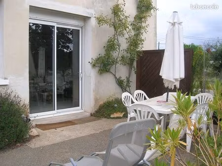 appartement 105 m2 dans un parc arboré et clos