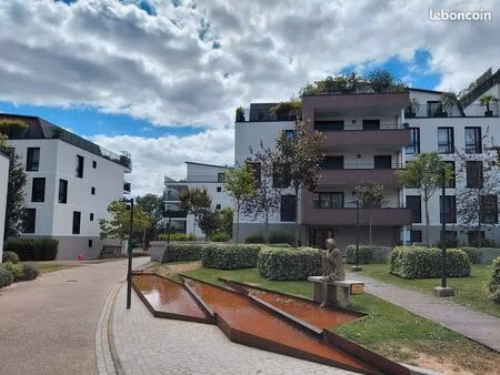 t2 de standing 54 m² avec grande loggia – le plessis-robinson (domaine de pénélope)