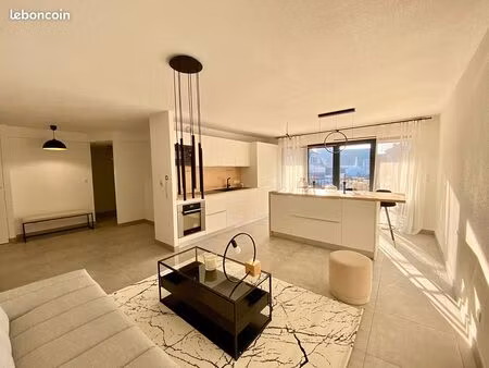 appartement 3 pièces 67 m²