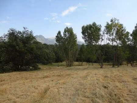 terrain constructible viabilisé à vendre