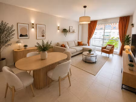 nouveauté - t4 avec balcon  ascenseur  stationnement et cave