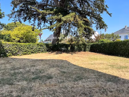le pouliguen - plage et commerces a pied