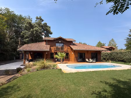maison t5 136 m² avec piscine et garage