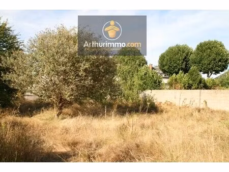 josselin – terrain constructible de 810 m²