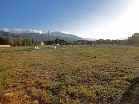 terrain constructible viabilisé à vendre