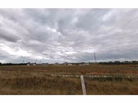 terrain constructible viabilisé à vendre