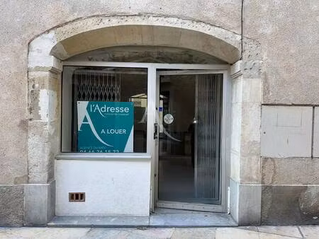 local commercial à louer
