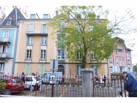 t4 de 65m2 loi carrez (90m2 au sol) avec place de parking pr