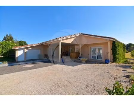 maison de plain-pied de 142 m² avec garage et grand terrain arboré – campagne de caussade