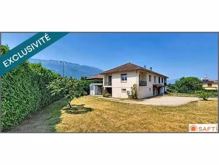 vue  terrain de 923m² et fort potentiel