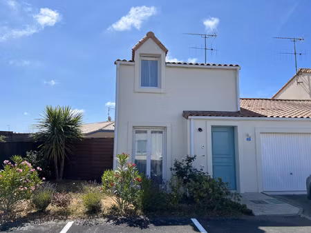 maison 2 chambres avec jardin et garage à olonne-sur-mer