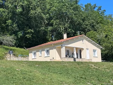 maison avec vue panoramique sur la campagne – un véritable havre de paix aux portes de ber