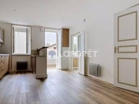 vente maison à chiché (79350) : à vendre / 66m² chiché