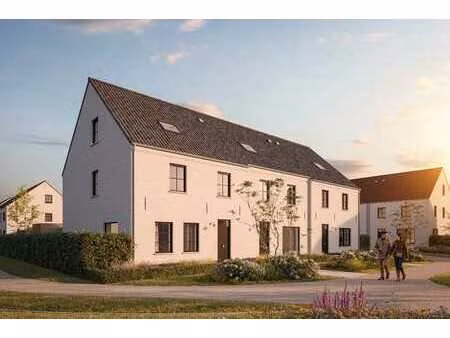 hartje nevele  4 slaapkamers mogelijk !