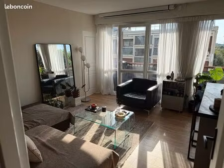 apparemment 2 pieces 43 5m² chambourcy résidence clos du château sud