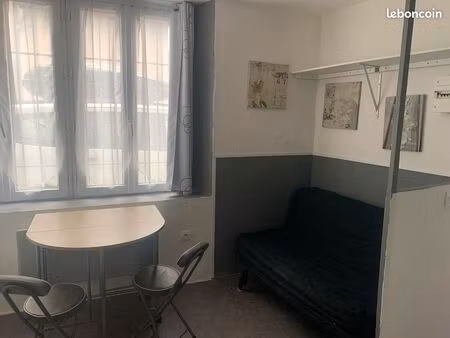 appartement  t1  meublé/ensoleillé  22 m² centre-ville  barcelonnette