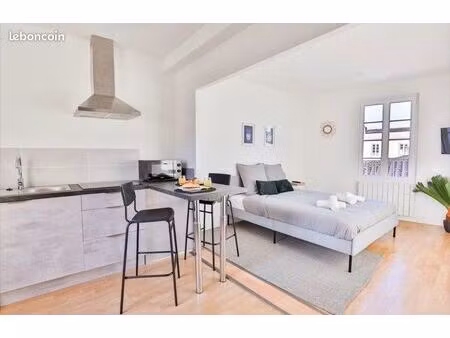 t1 meublé avec balcon