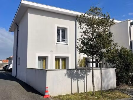 maison de ville t3 la teste à louer