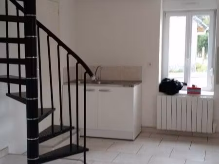 maison a louer secteur vieux condé