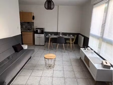 loue bel appartement f1 de 33m2