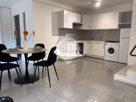 f2 meublé - loyer 730 € + 40 €