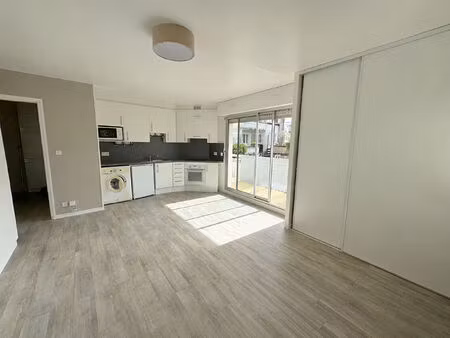 appartement 1 pièces 30 m² à louer royan 17200 ? | era immobilier