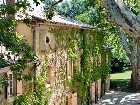 château uzès - 11 chambres - 1250m²