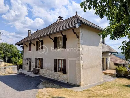 maison de 171 m² à artemare
