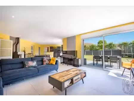 maison de luxe de 7 chambres en vente à bierne  hauts-de-france