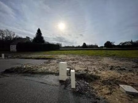 vente terrain à pleuven (29170) : à vendre / 608m² pleuven