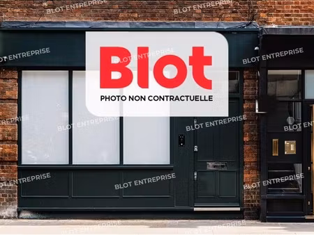 location commerce ploermel 56800 90m²