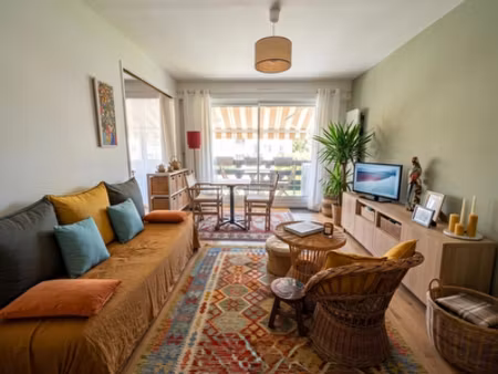 appartement - t2 - parking + balcon + ascenseur - la rochelle secteur bastion st nicolas