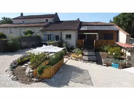 vente maison 6 pièces  184.00m²  courcoury