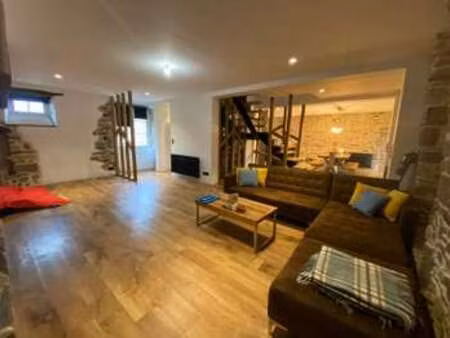 location appartement 3 pièces meublé à dinan (22100) : à louer 3 pièces meublé / 104m² din