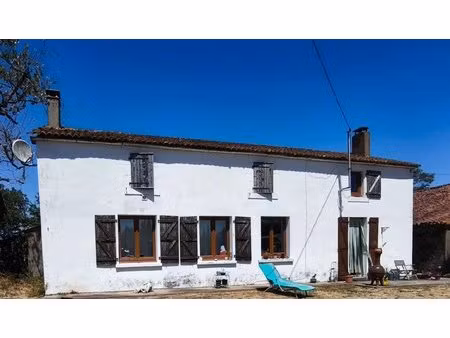 maison de campagne de 4 chambres avec grange et fort potentiel