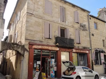 vente immeuble 12 pièces à sommieres (30250)  275 600 €