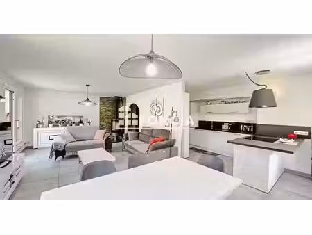 vente appartement 4 pièces 108.7 m² à moûtiers (73600)  320 000 €