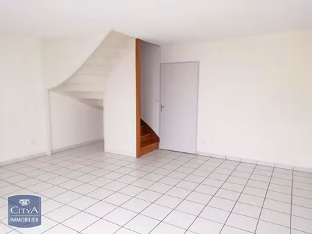 appartement à louer 3 pièces 67.93 m² - ruaudin (72) - 660€