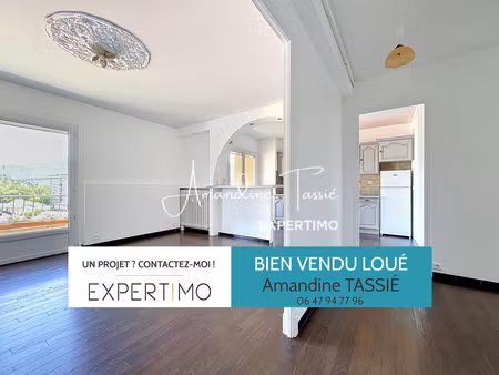 exclusivité – appartement vendu loué. t3 lumineux avec ascenseur et vue dégagée à millau
