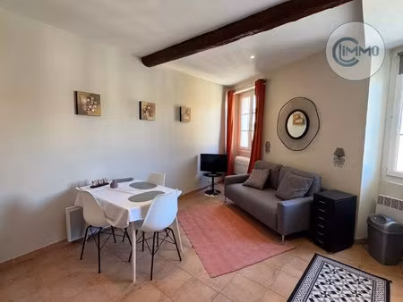 vente magnifique studio meublé place garibaldi