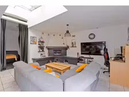 appartement à vendre 3 pièces 55.58 m² - lille (59) - 142 800€