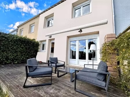 à 5 minutes du chu  profitez enfin d'une maison avec jardin