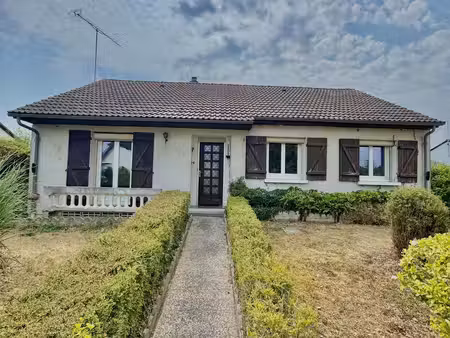 maison à marigny-le-châtel (10350)