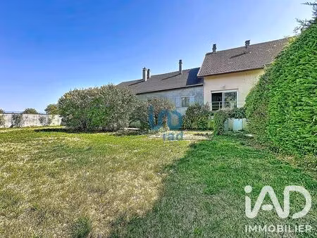 maison de village à desingy (74270)