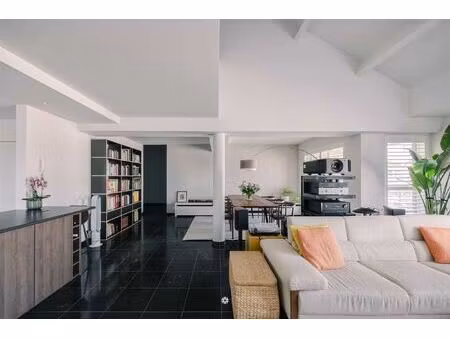 appartement te koop in burcht met 2 slaapkamers