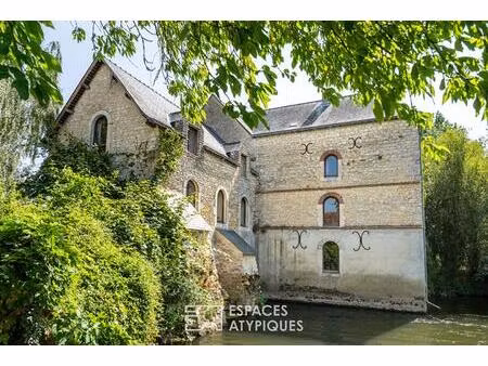 moulin de caratère avec piscine et maison indépendante