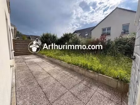 location appartement 3 pièces 59 m2 à moissy-cramayel